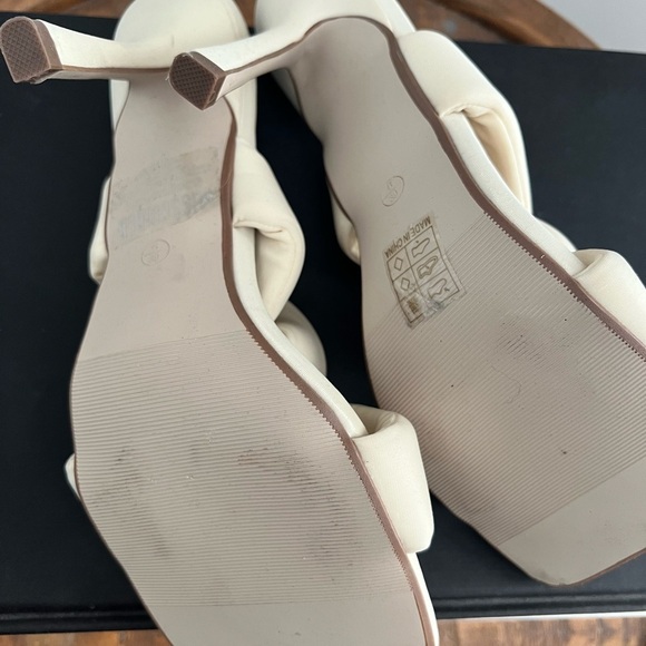 Misguided Slip On Cream Women's Heels - Picture 8 of 9